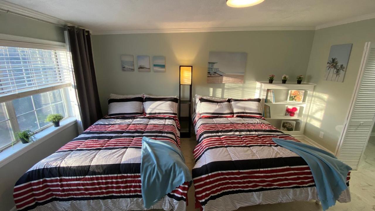 Here It Is! Cool Cape Cod-3 Br-2.5 Bath-12 Guests Olathe Esterno foto