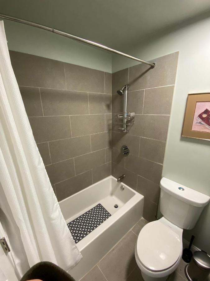 Here It Is! Cool Cape Cod-3 Br-2.5 Bath-12 Guests Olathe Esterno foto