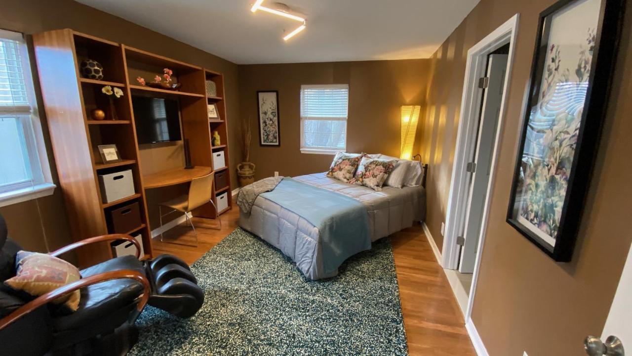 Here It Is! Cool Cape Cod-3 Br-2.5 Bath-12 Guests Olathe Esterno foto