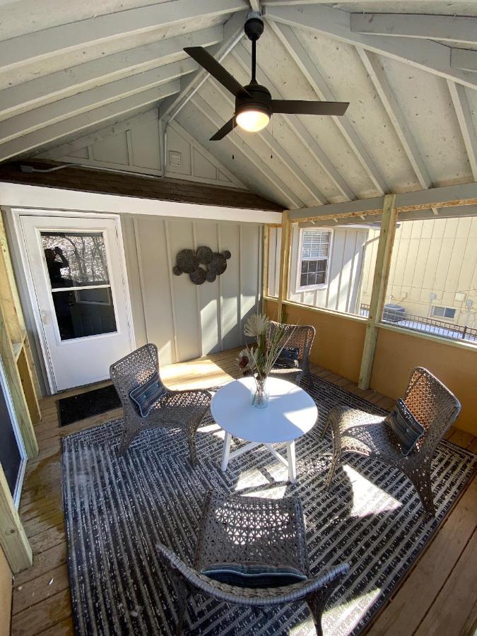 Here It Is! Cool Cape Cod-3 Br-2.5 Bath-12 Guests Olathe Esterno foto